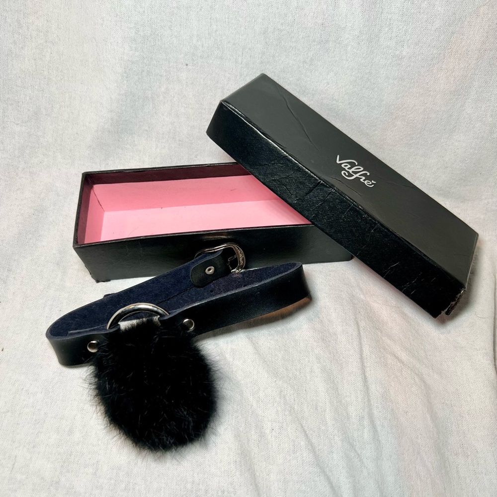 Valfre Black Women's Collar Choker with Fur Puff Necklace